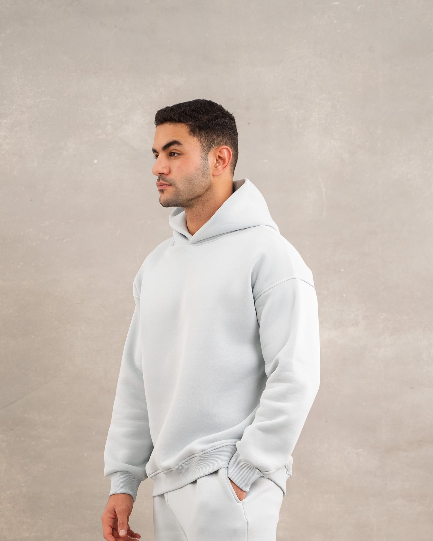 Men Basic Fleece Hoodie In Grey