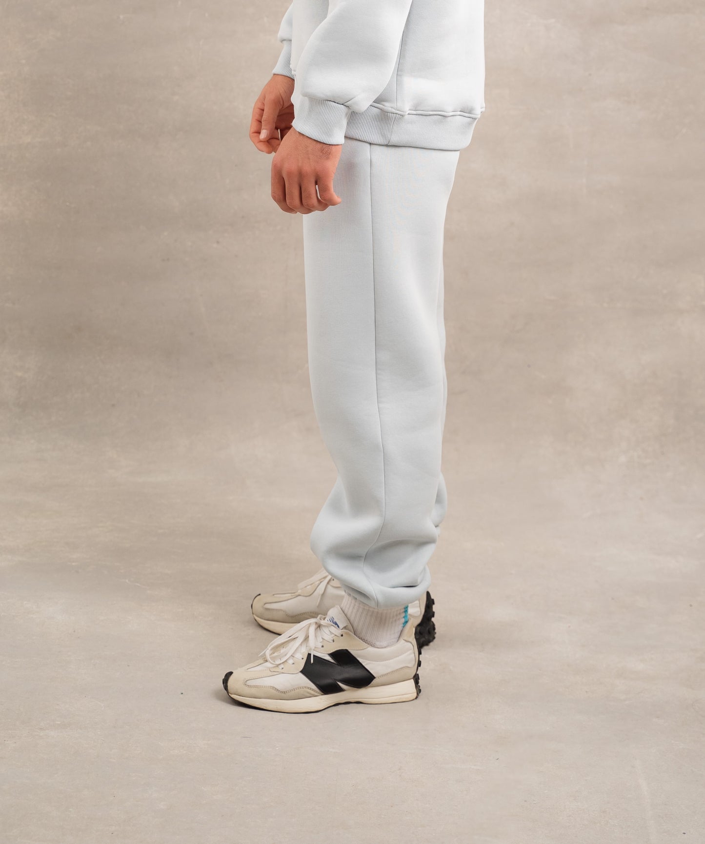 Men Basic Fleece Sweatpants In Gray